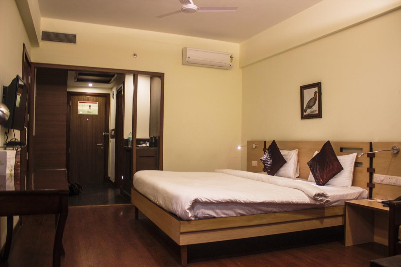 Savoy Greens Hotel Kasauli Eksteriør billede